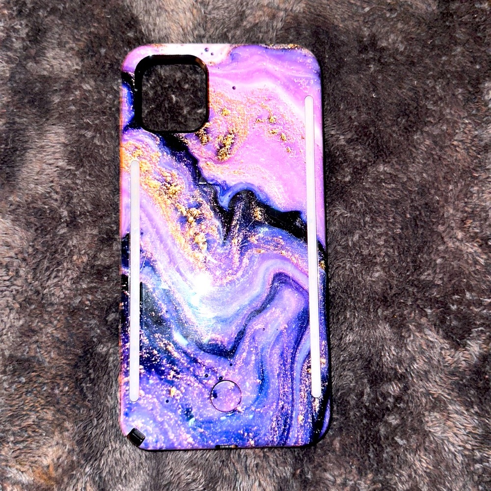 Lumee IPhone 11Pro Max Case